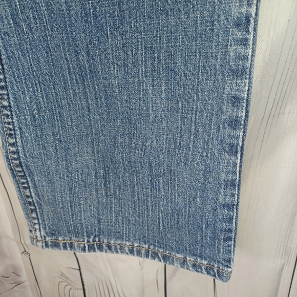 Levi's Signature Low Rise Bootcut Classic Faded Blue Denim Jeans - Picture 6 of 13